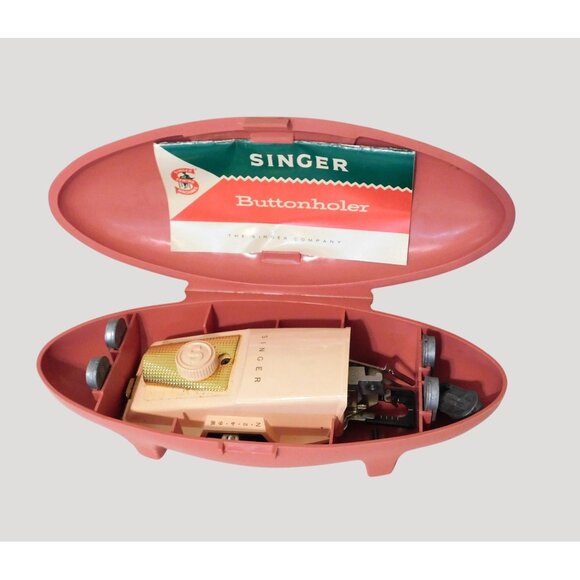 Vintage 1960s Singer Buttonholer Pink Clamshell Case 5 Templates Manual - Picture 1 of 9